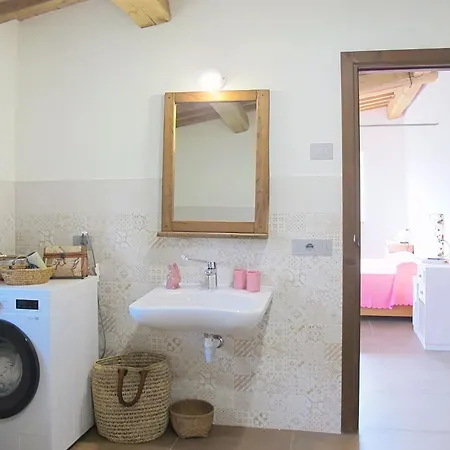 Feriehus Il Casolare E Il Fienile By Interhome